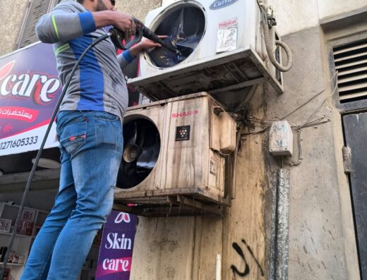 فني صيانة تكييفات