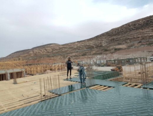 نجار مسلح